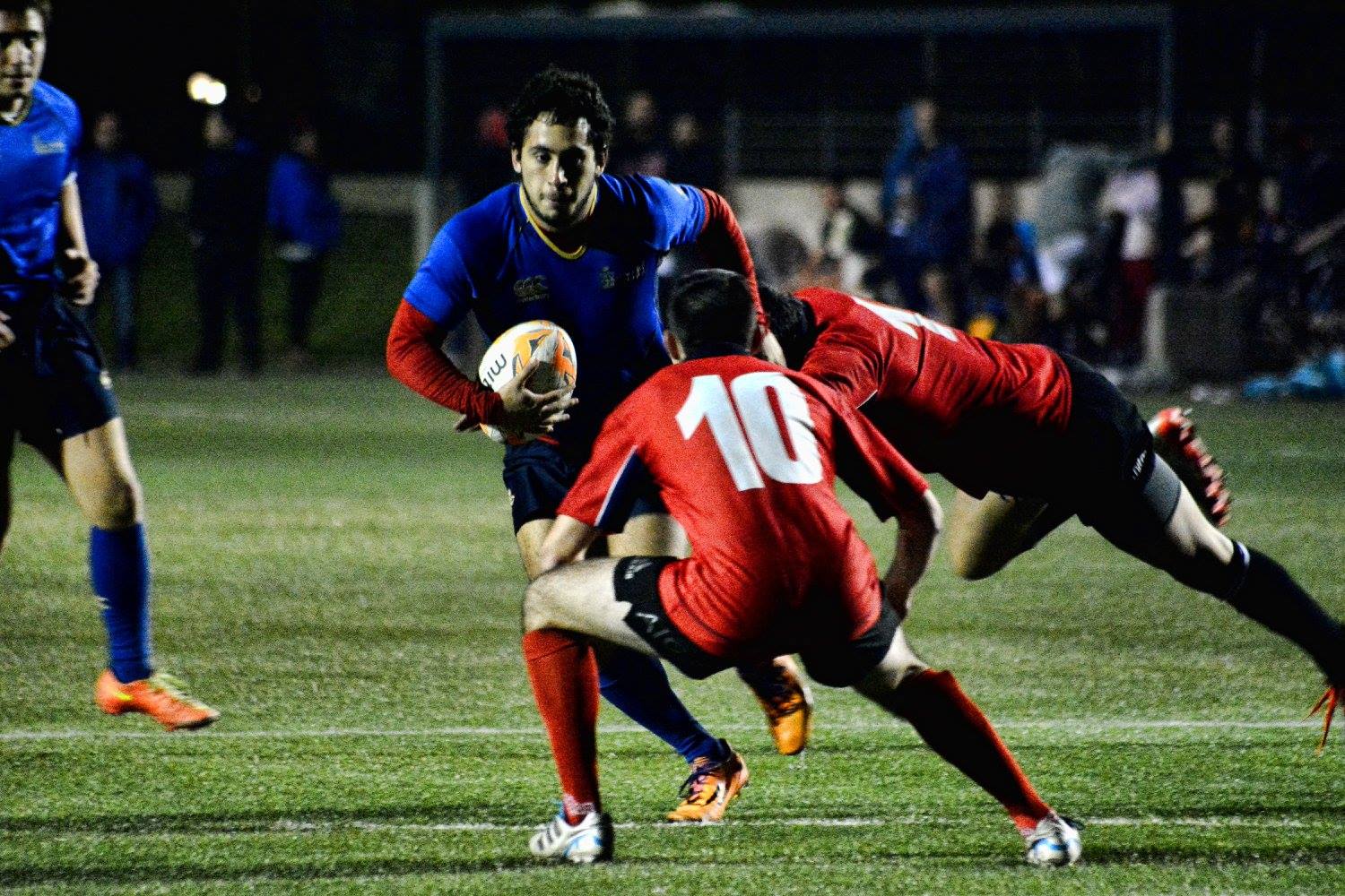 Economía y Negocios ganó el primer Torneo Interfacultades de rugby 7 del 2016