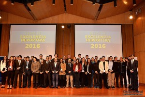 Beca de Excelencia Deportiva reconoció a 40 estudiantes deportistas destacados de la U. de Chile