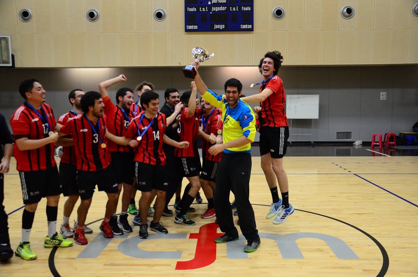 Balonmano hombres: Ingeniería se adjudicó la corona en los JOE 2017