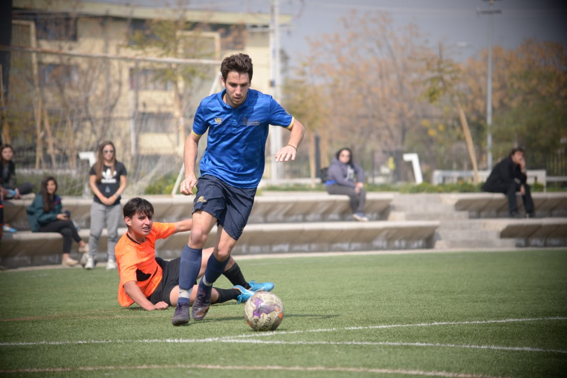 JOE 2018: Campus Sur y FEN se suman a las semifinales en fútbol hombres