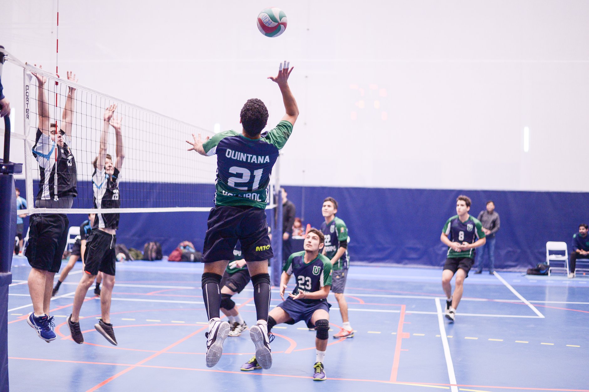 TIF 2019 vóleibol hombres: Antumapu, Ingeniería, FEN y Medicina obtienen su segunda victoria