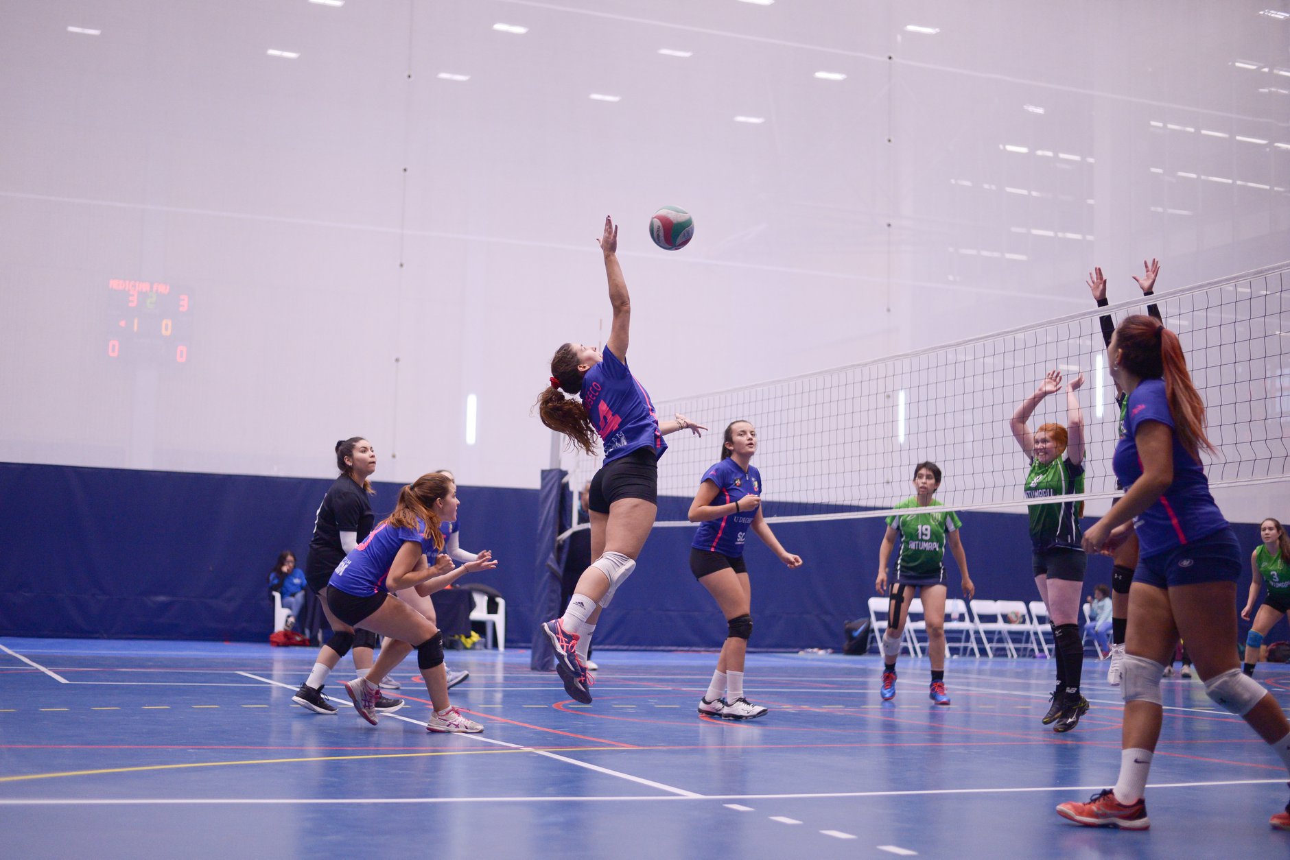 TIF de vóleibol: JGM A remontó ante Antumapu y  FEN logró superar a FAU