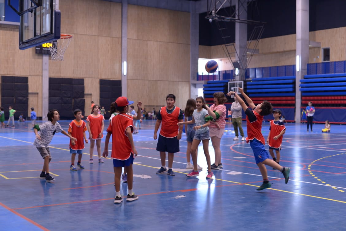 Actividad física para funcionarios y su familia: conoce en qué consiste este programa