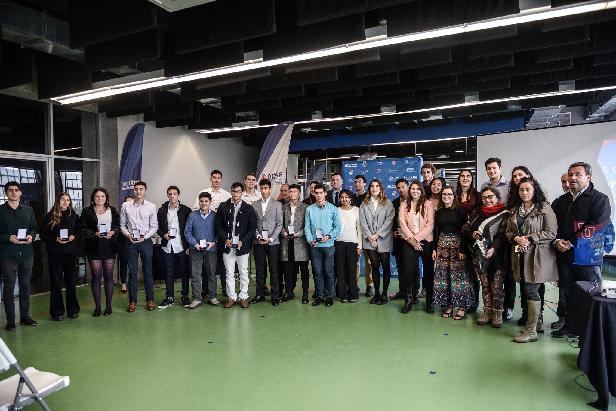 U. de Chile entrega Becas de Excelencia Deportiva a 40 de sus deportistas destacados
