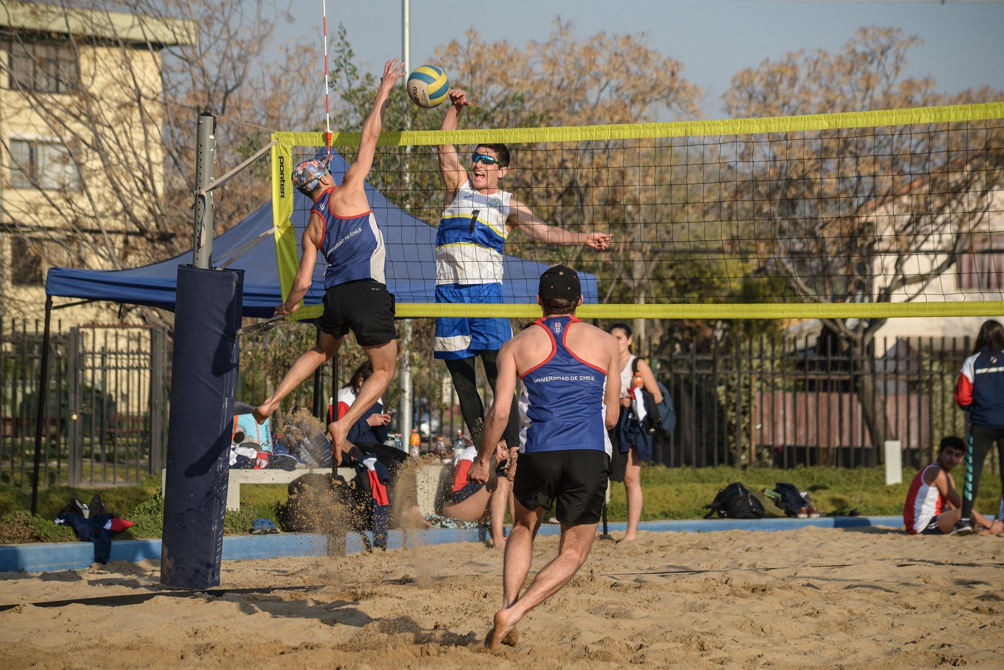 U. de Chile es anfitriona de Campeonato Nacional Universitario de Vóleibol Playa de Fenaude