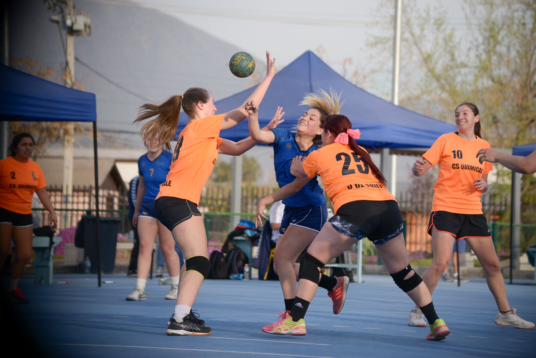JOE 2019: JGM hombres y Química en mujeres avanzan a semifinales en balonmano