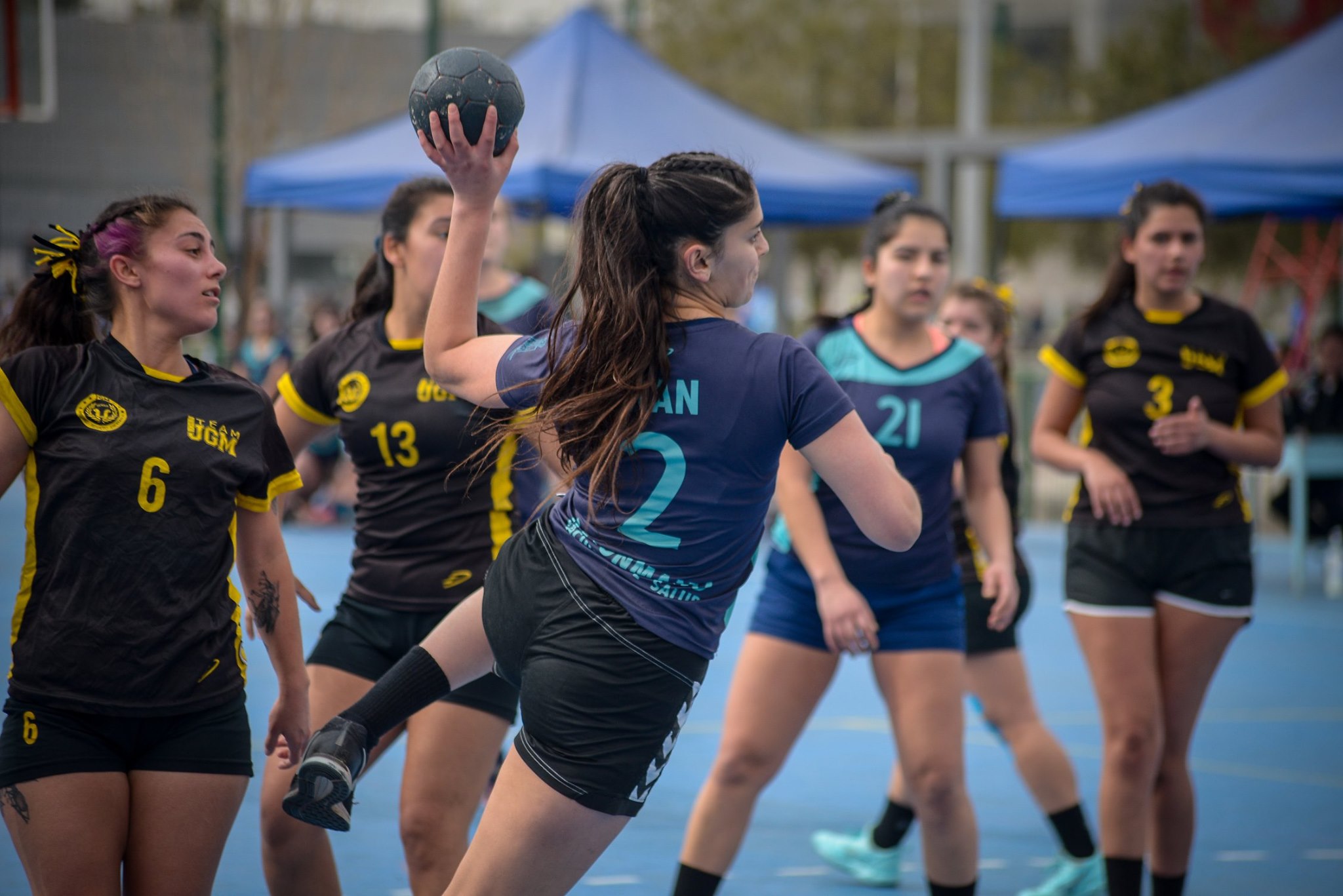 JOE 2019: FCFM hombres y Medicina mujeres cierran la fase de grupos como líderes en balonmano