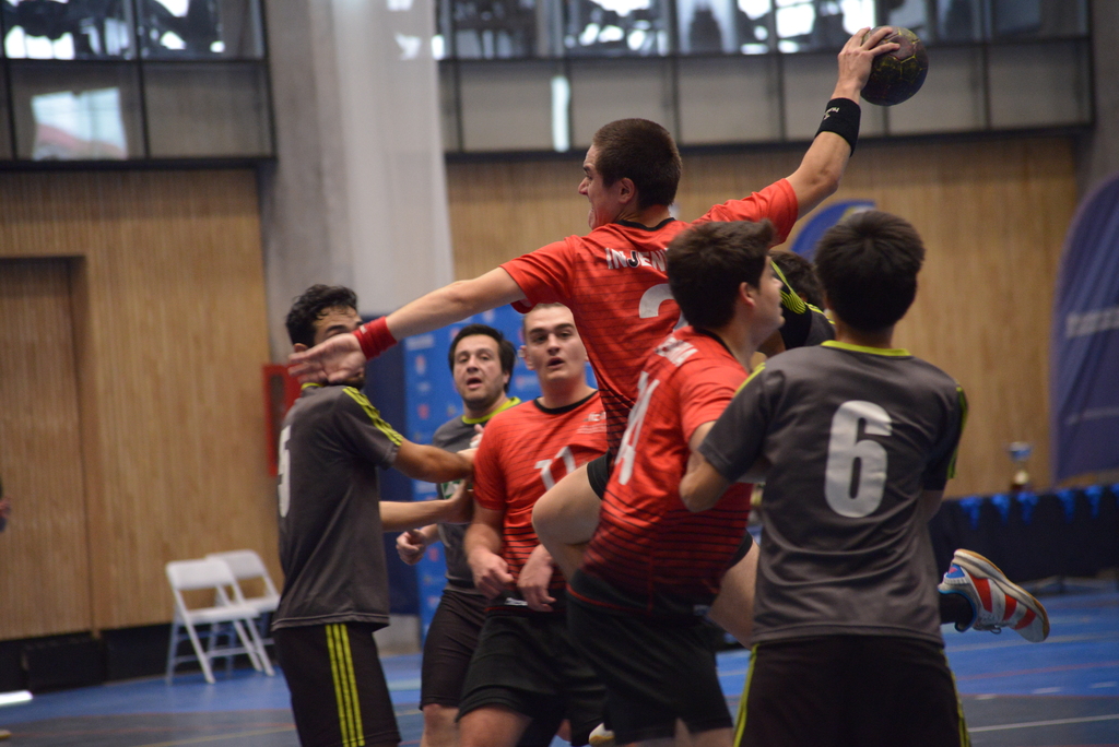 JOE 2019: FCFM hombres se queda con la final del balonmano