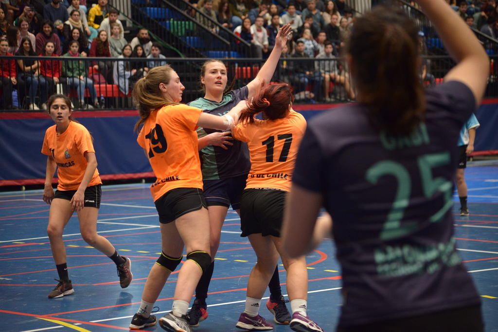 JOE 2019: Medicina mujeres logra el oro en Balonmano