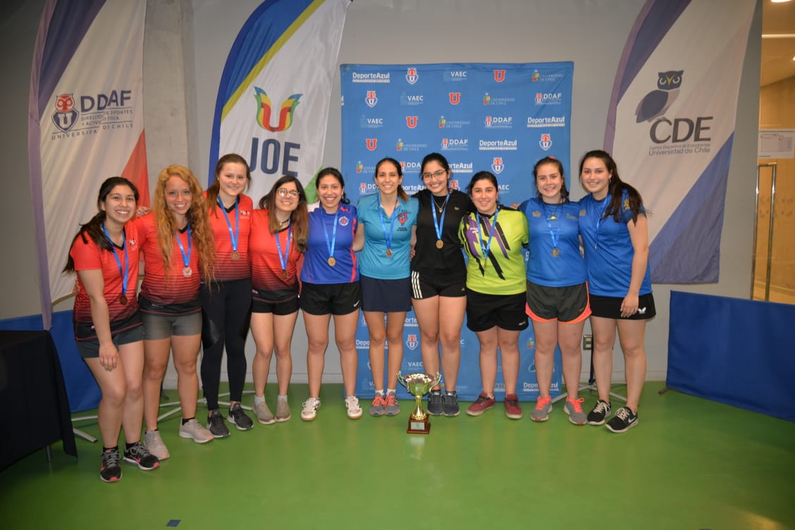 JOE 2019: Medicina en mujeres e Ingeniería en hombres se quedaron con el primer lugar en tenis de mesa