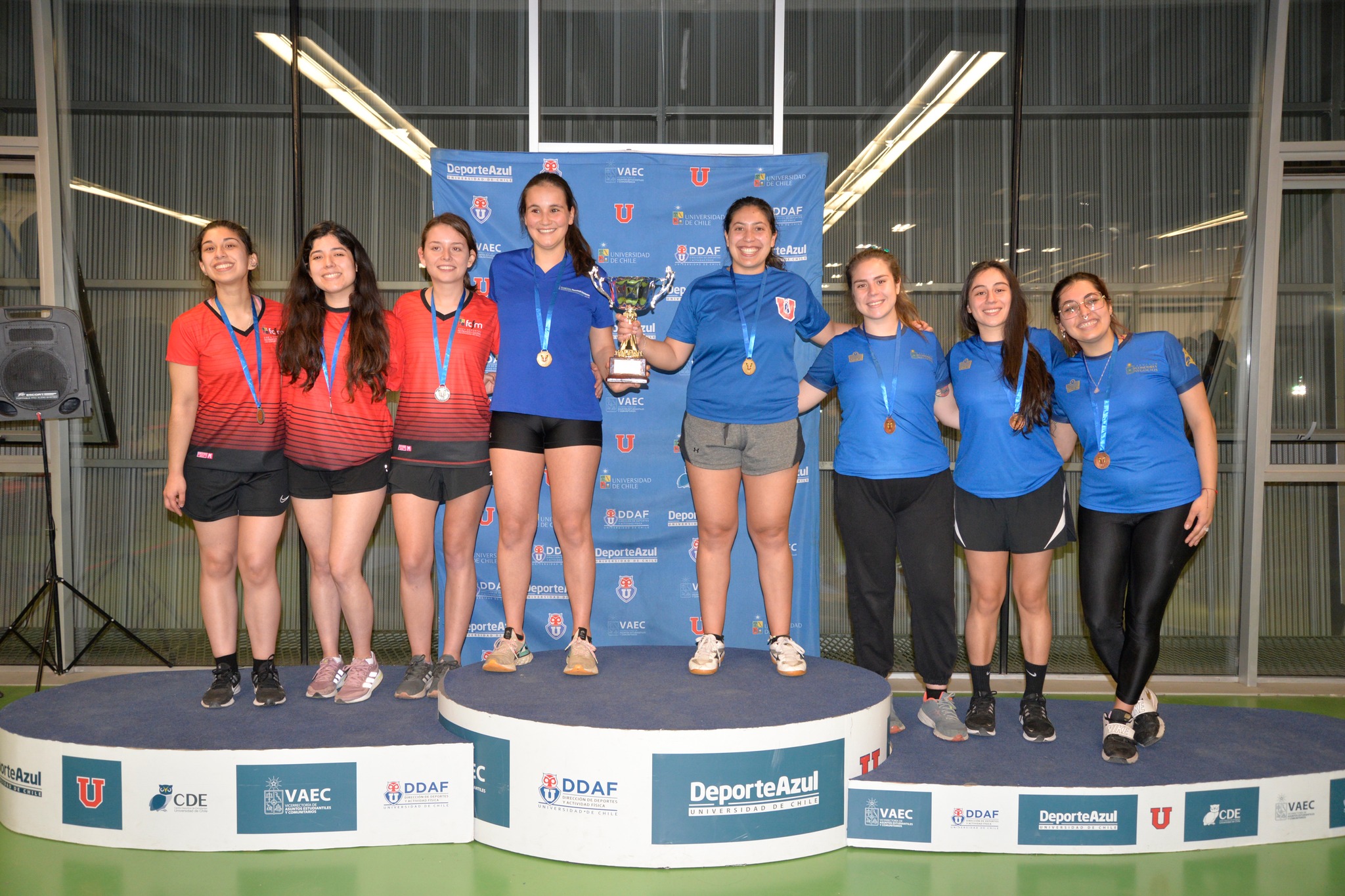 FCFM en hombres y Medicina en mujeres ganan tenis de mesa en nueva jornada de JOE