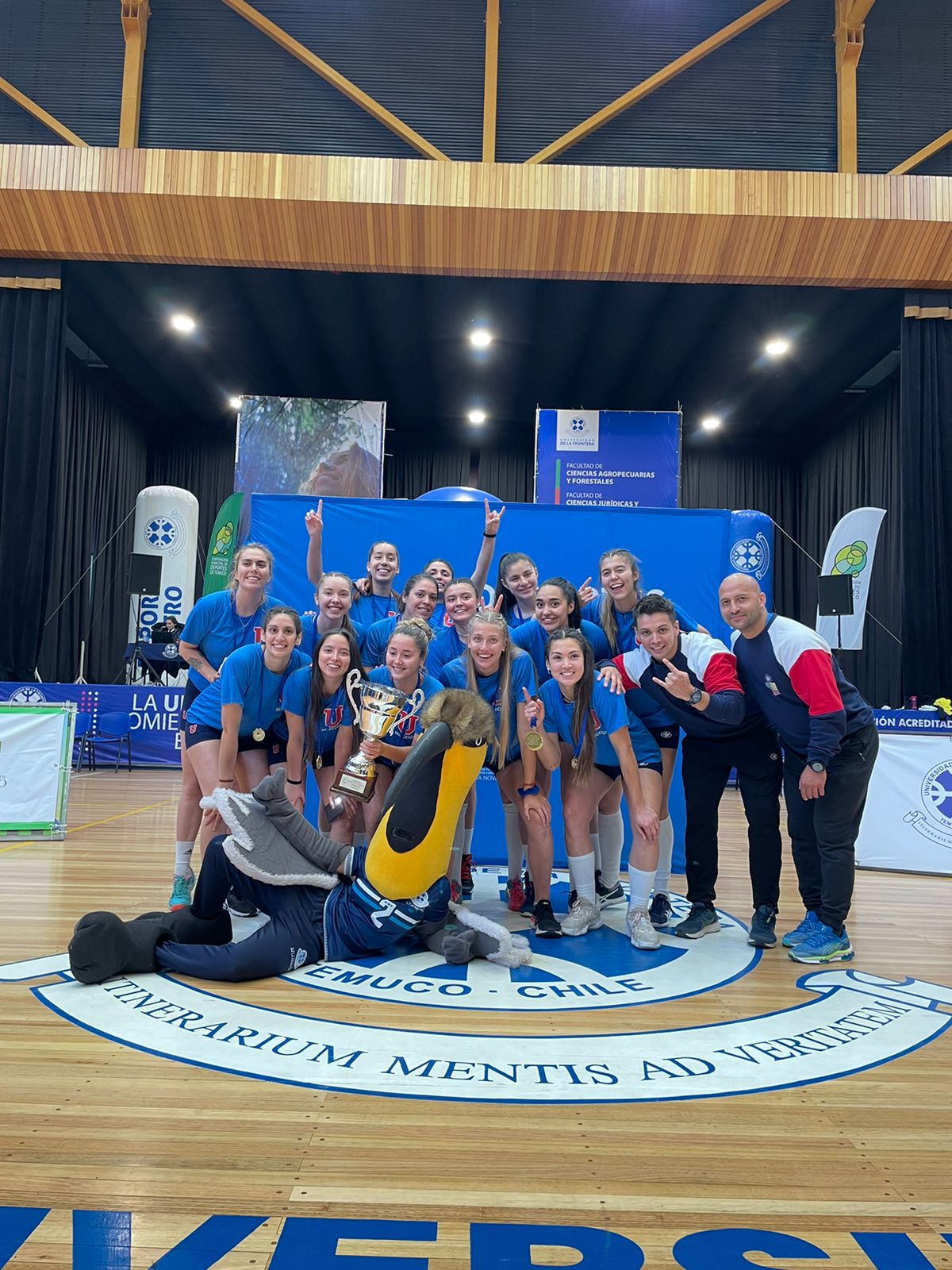 La U. de Chile obtuvo el primer lugar en el Campeonato Nacional Universitario de Vóleibol Mujeres