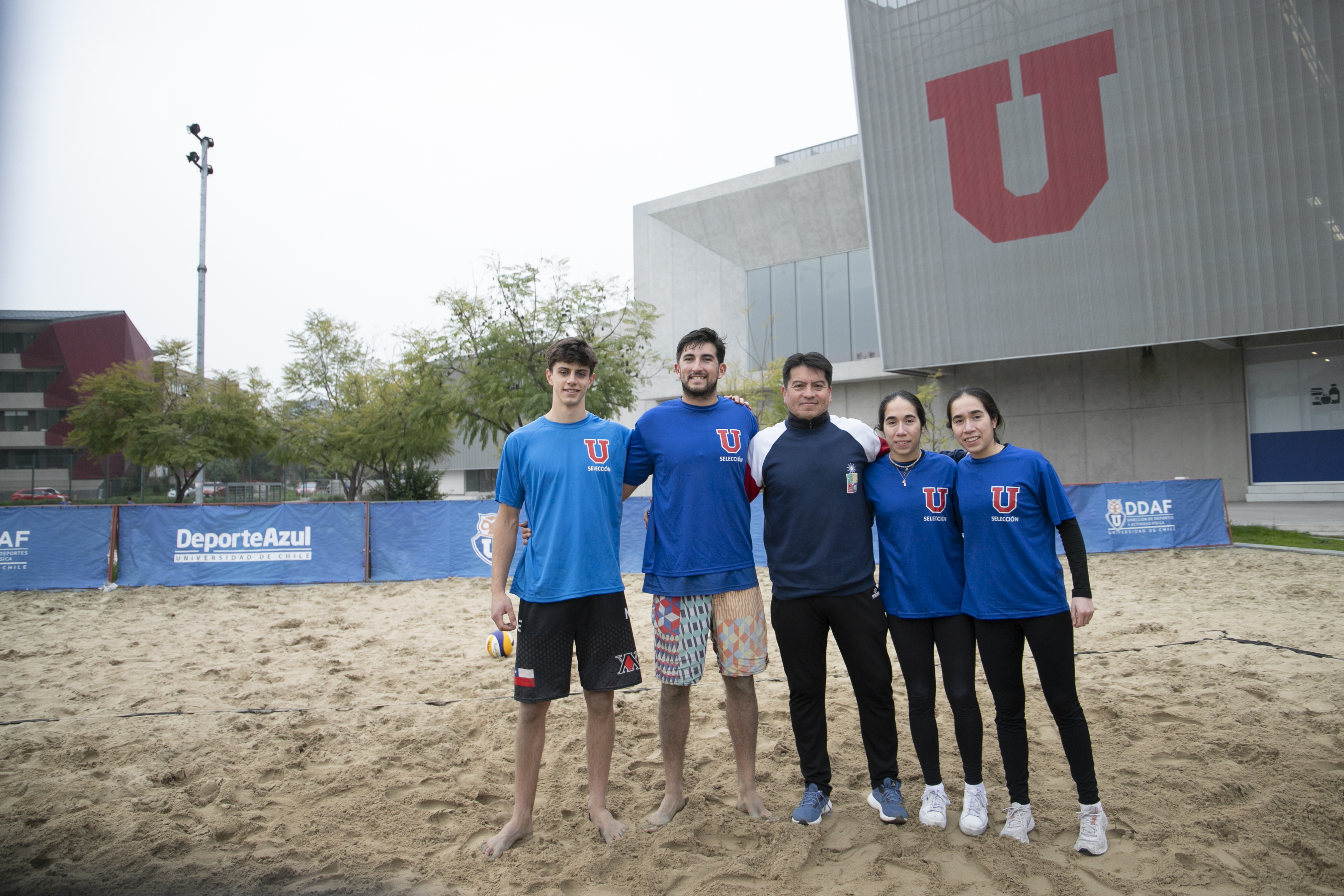 Selección de Vóleibol Playa U. de Chile participará en el Mundial Universitario de Deportes de Playa 2024