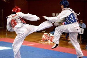 FEN predomina en hombres y mujeres en segundo Interfacultades de Taekwondo
