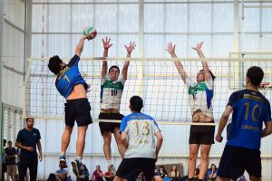 JOE 2016: Ingeniería, Medicina y FEN clasifican a semifinales en vóleibol hombres