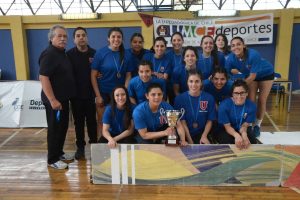 U. de Chile y UMCE organizaron Campeonatos Nacionales de balonmano y taekwondo