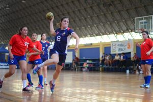 U. de Chile consigue su segundo triunfo en Nacional Fenaude de Balonmano