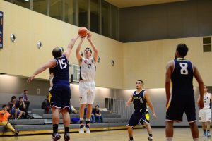 Con triunfo, la selección de básquetbol hombres U. de Chile debutó en Ligas Deportivas de Educación Superior
