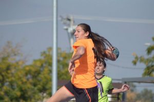 Interfacultades de balonmano mujeres: Química y JGM lideran con campaña perfecta