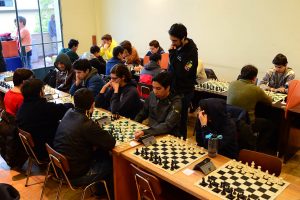 Interfacultades de Ajedrez: La Facultad de Ciencias Físicas y Matemáticas se quedó con el primer torneo del año Interfacultades de Ajedrez: La Facultad de Ciencias Físicas y Matemáticas se quedó con el primer torneo del año