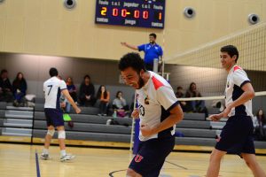 Selección de vóleibol hombres logra una trabajada victoria ante la USACH