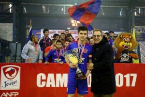 U. de Chile se coronó campeón nacional del torneo de futsal ANFP con presencia de siete estudiantes U. de Chile se coronó campeón nacional del torneo de futsal ANFP con presencia de siete estudiantes