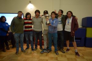 Interfacultades de Ajedrez: Facultad de Ciencias Físicas y Matemáticas levantó la copa de campeón 2017