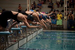 Natación: Ingeniería en hombres y Medicina en mujeres se llevan el título de los JOE 2017 Natación: Ingeniería en hombres y Medicina en mujeres se llevan el título de los JOE 2017
