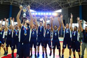 Universidad de Chile se coronó campeón nacional de básquetbol en disputado encuentro ante la UTAL