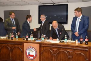 FENAUDE y el COCH firman histórico Memorándum de Entendimiento (MOU)