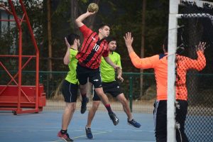 TIF 2018: FCFM domina en la primera fecha del campeonato de Balonmano