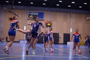 Nacional balonmano mujeres: la Chile avanza a paso firme