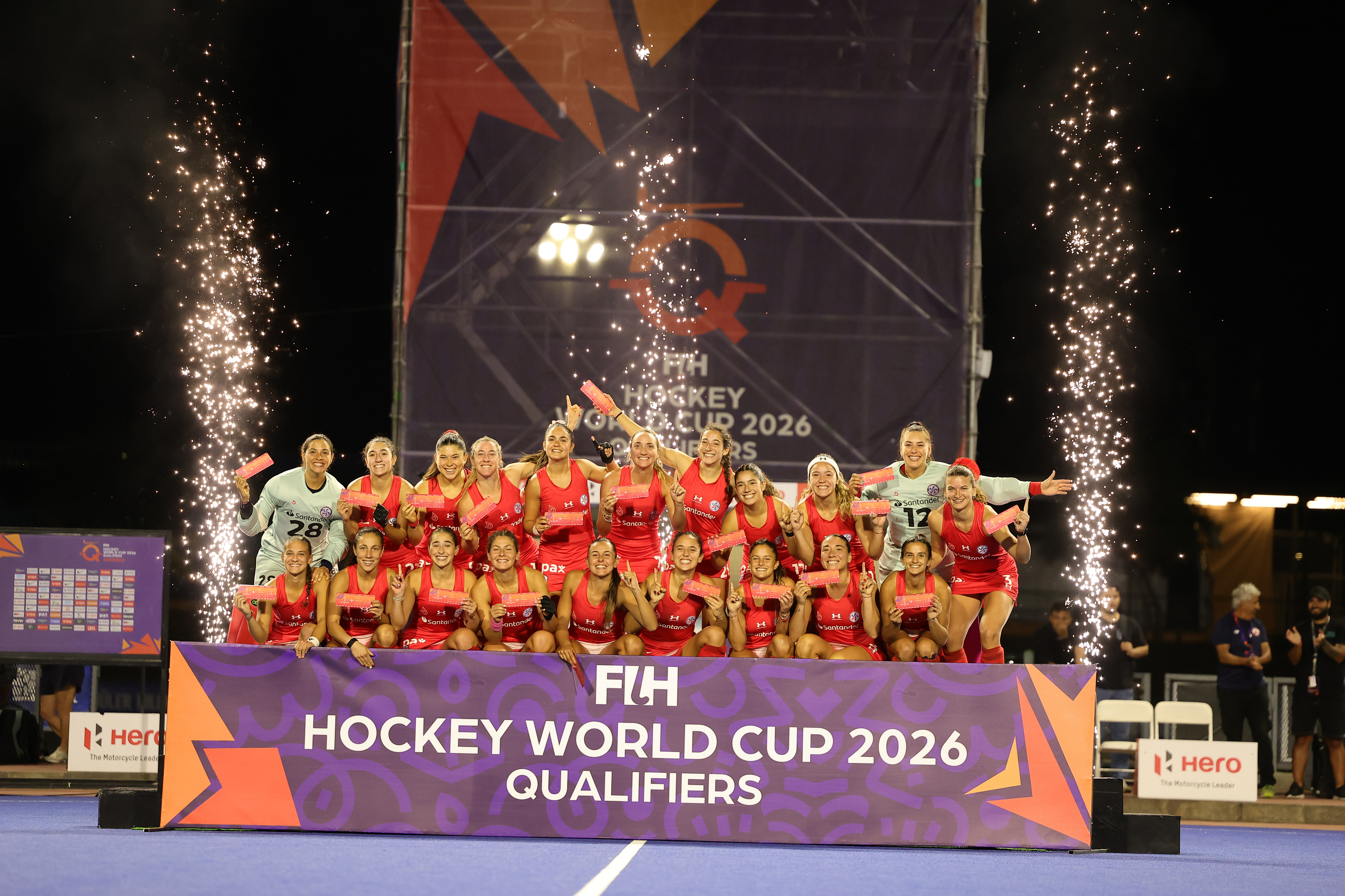 Egresadas U. de Chile logran clasificación al mundial femenino de Hockey Césped