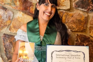 Orgullo U. de Chile: Bárbara Hernández ingresa al salón de la fama de la natación