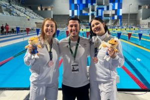 U. de Chile sumó medallas en natación y taekwondo en Lima 2026